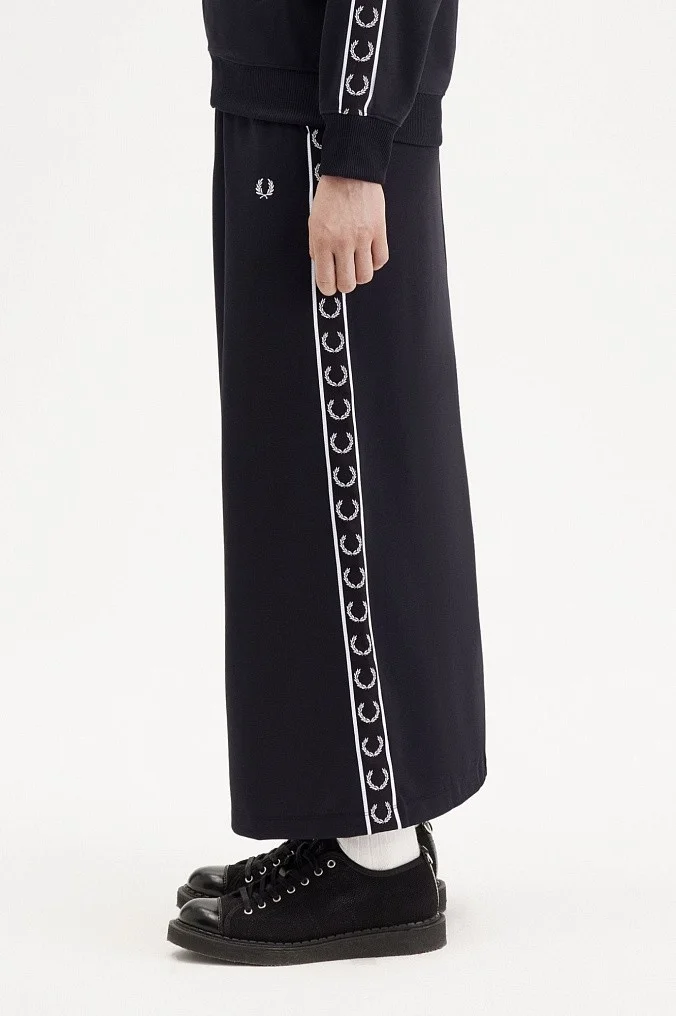 Юбка Fred Perry Taped Track Skirt