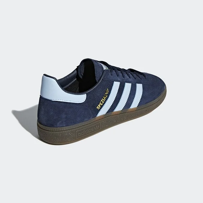 Кроссовки унисекс adidas Originals Handball Spezial Collegiate Navy/Clear Sky/Gum