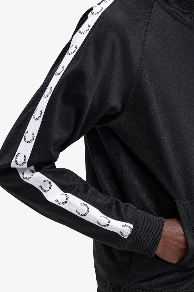 Олимпийка Fred Perry Taped Track Jacket
